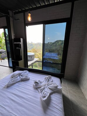 1 bedroom, bed sheets - Glamping Monterrio (Santa Rosa de Cabal)