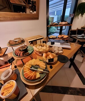 Dining - Studio Living Slaviero Moema (São Paulo)