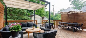 Gorgeous Comfy Downtown Clawson Home
