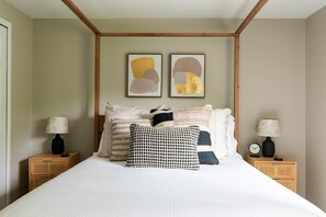 3 chambres, fer et planche à repasser, Wi-Fi gratuit, draps fournis