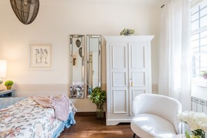 2 bedrooms, iron/ironing board