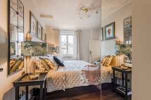 2 bedrooms, iron/ironing board, free WiFi - Panoramic Penthouse with Terrace, 2 bedrooms 2 bathrooms inside the Walls of Lucca (Lucca)