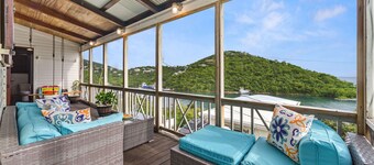 Ocean Views · Walk to Cruz Bay · Beach Ready