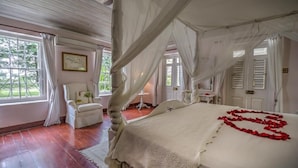 Tweepersoonskamer, 1 kingsize bed, balkon | Een bureau, gratis wifi, beddengoed