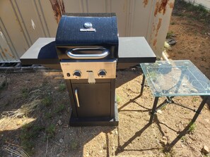 Property grounds - Quiet place, minutes from downtown Prescott (Prescott)