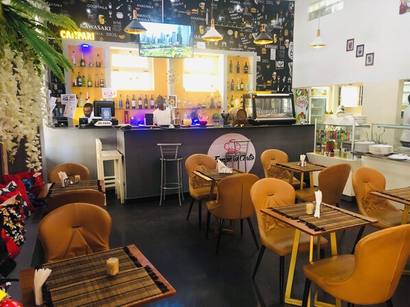 Restaurant - NAZARÉ  (Luanda)