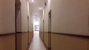 Lobby - NAZARÉ  (Luanda)