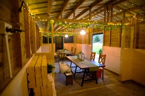Dining - Cabin on 5 Acres with Stables, Firepit & Cinema (Sible Hedingham)