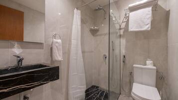 Comfort Apartment | Bathroom