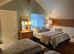 3 Schlafzimmer, Bügeleisen/Bügelbrett, WLAN, Bettwäsche