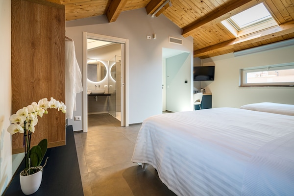 Tripla Superior | Biancheria da letto di alta qualità, copriletto in piuma