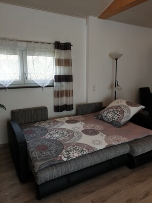 2 habitaciones, wifi gratis y ropa de cama