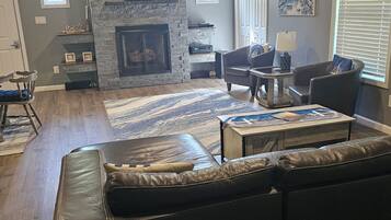 Smart TV, DVD player