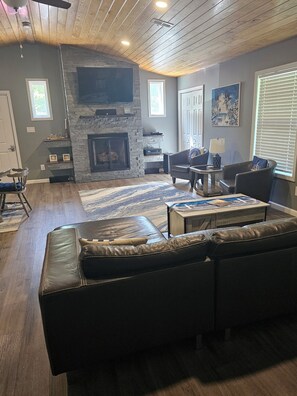 Smart TV, DVD player