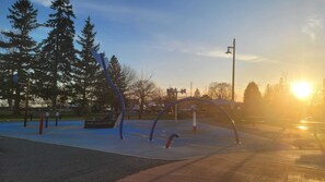 Children’s area - Lakeside Serenity: A Modern 3BR Family Getaway (Bowmanville)