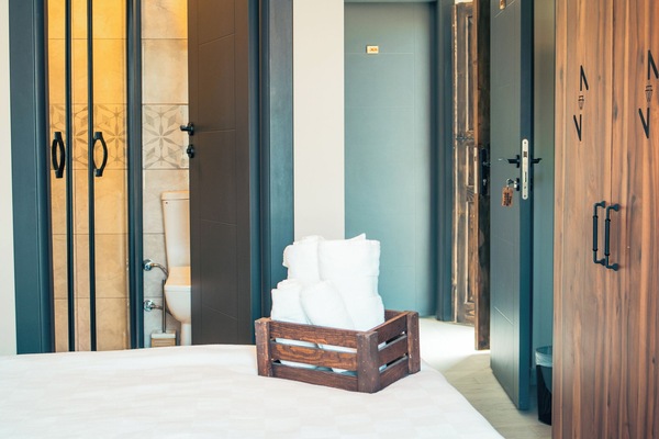 Classic Room | Bathroom