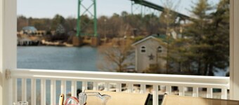 Riverfront Retreat: Dock access & Tanker Views