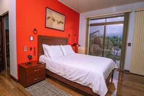 2 camere, una scrivania, ferro/asse da stiro, Wi-Fi gratuito