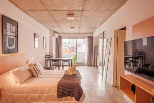 Deluxe-Apartment | Wohnbereich | Smart-TV