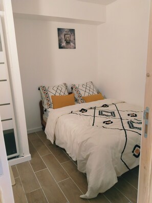 1 bedroom, WiFi, bed sheets - Appartement Meublé 30m2-franconville (Franconville)