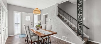 2 Bedroom in Kamm's Corner