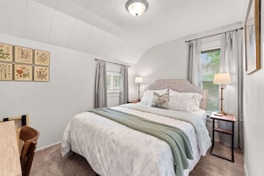 4 Schlafzimmer, Bügeleisen/Bügelbrett, Reisekinderbett, kostenloses WLAN