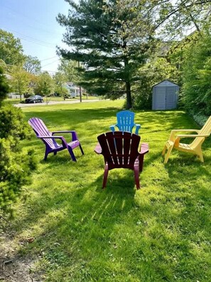 Property grounds - Double the Space for Large Groups! Entire Duplex! (Cleveland)