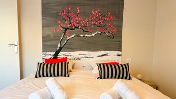 1 chambre, fer et planche à repasser, lit parapluie, Wi-Fi