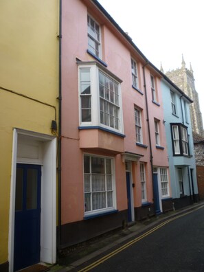 Exterior -
Not for letting
(Cromer)