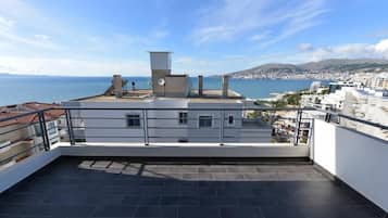 Appartement Confort, 2 chambres, cuisine, vue mer | Vue depuis le balcon