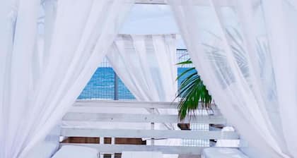 WHITE DECK BEACH RESORT