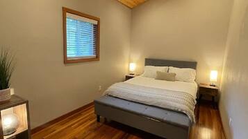1 habitación, escritorio, wifi y ropa de cama
