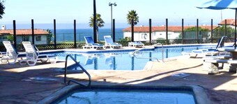 Condo for 5 at La Paloma Beach Resort. Access to all amenities. 24 hr security.