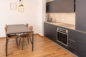 Fridge, oven, dishwasher, coffee/tea maker - 600A Panoramic Apartment Rudi (Garda)