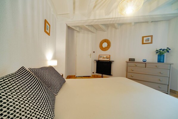 2 bedrooms, free WiFi