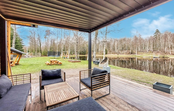 Terrace/patio - Beautiful home in Bjärnum with WiFi (Bjärnum)