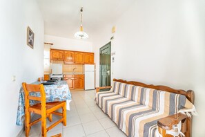 TV - Studio Apartment 'Olivea 2' with Sea View, Wi-Fi and Air Conditioning (Kerkira)