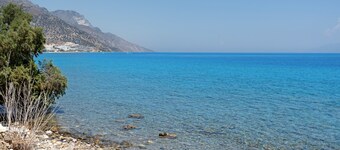 Studio Apartment 'Athina Seaside' with Balcony, Wi-Fi and Air Conditioning