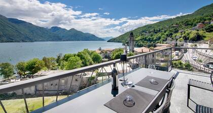 Apartment 'Casa Vacanza Guattini' with Lake View, Balcony and Wi-Fi