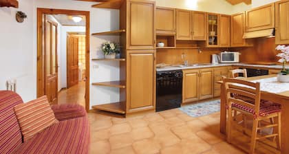 Apartamento 'Baita Florin' con vistas a la montaña, balcón y Wi-Fi