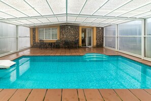 Pool - Villa with Mountain View, Private Terrace and Air Conditioning (Valle de Ruesga)