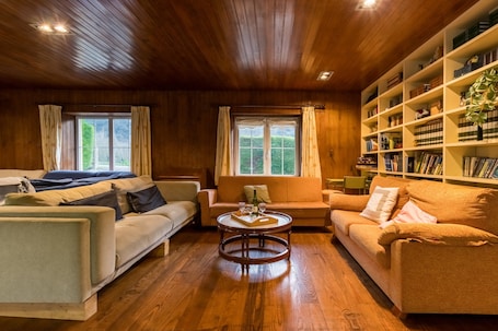 TV, DVD player. Villa with Mountain View, Private Terrace and Air Conditioning