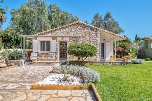 Holiday Home 'Stella's House' with Private Terrace, Wi-Fi and Air Conditioning