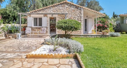 Holiday Home 'Stella's House' with Private Terrace, Wi-Fi and Air Conditioning