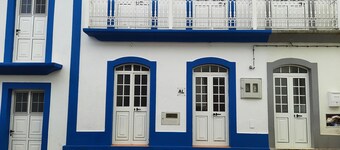 Apartment 'Moradia Machado' with Private Terrace, Balcony and Wi-Fi