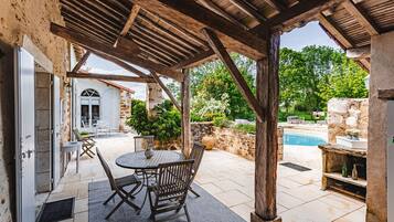 Restauration extérieure