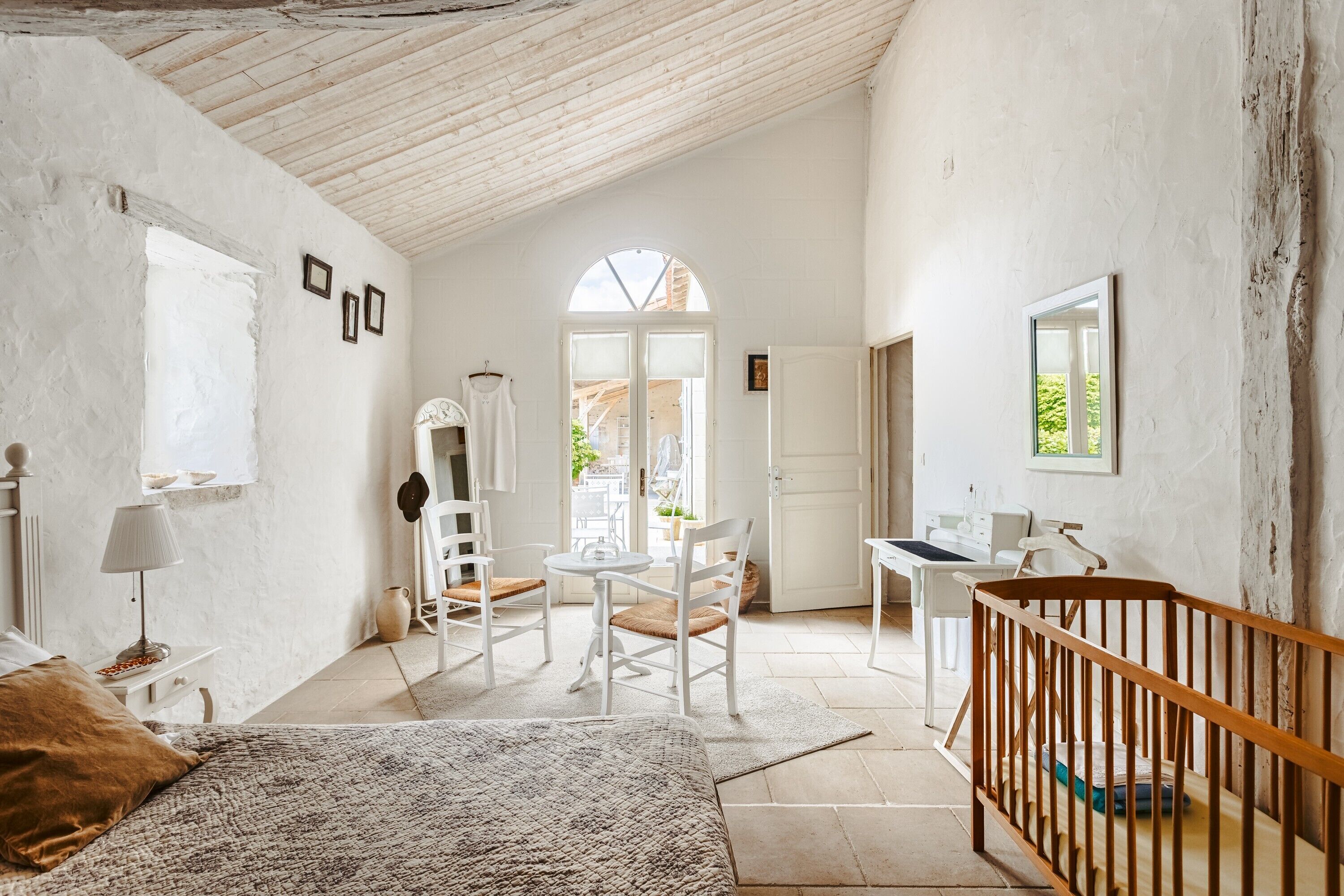 3 chambres, fer et planche à repasser, Wi-Fi gratuit, draps fournis