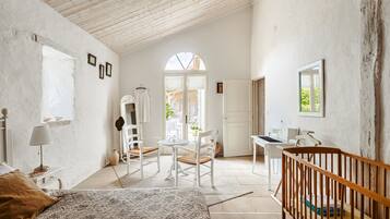 3 chambres, fer et planche Ă repasser, Wi-Fi gratuit, draps fournis