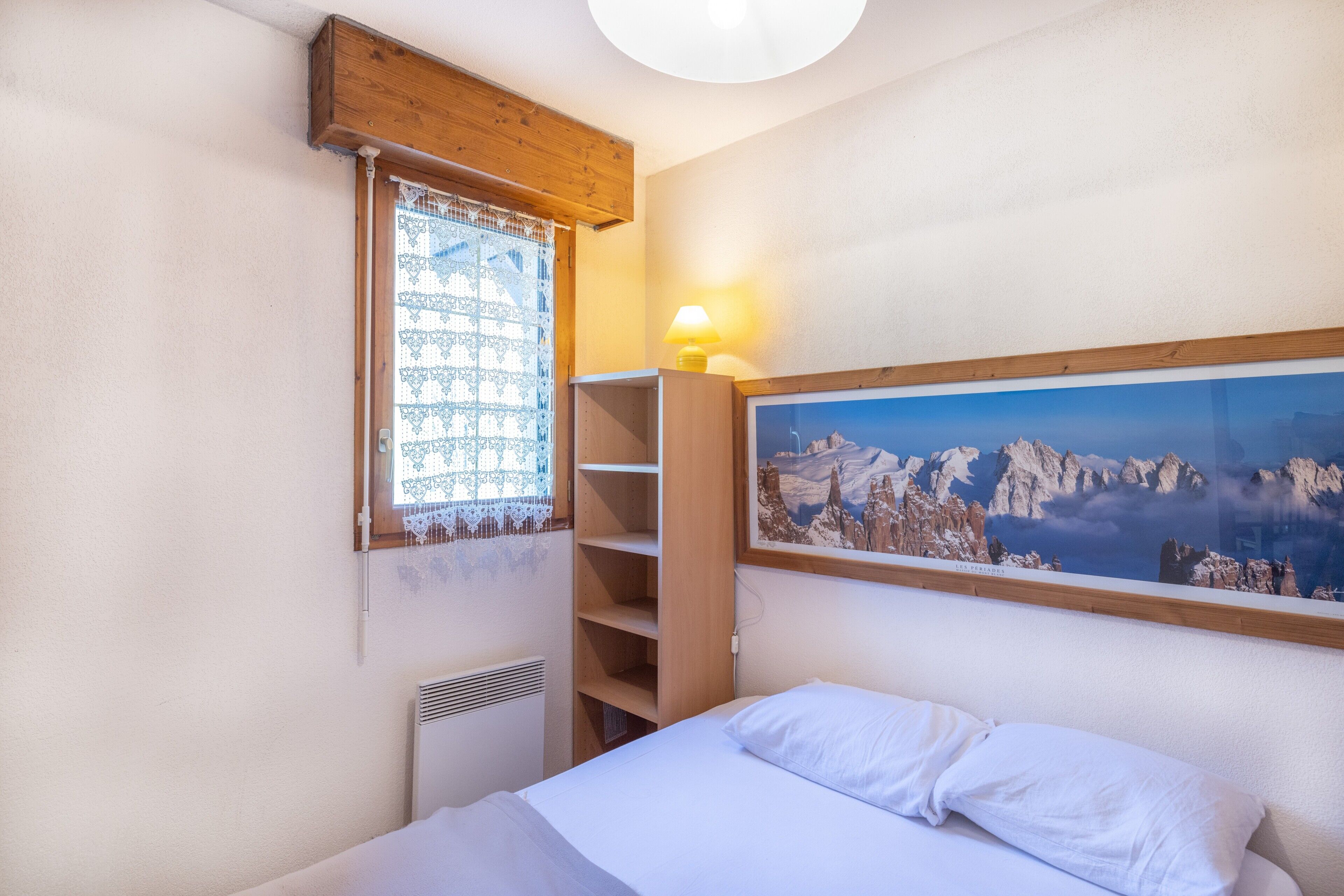 1 室のベッドルーム、WiFi