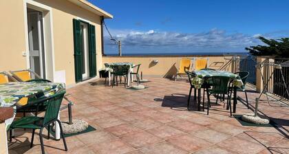 Apartment 'La Realidad 1' with Shared Pool, Wi-Fi and Air Conditioning